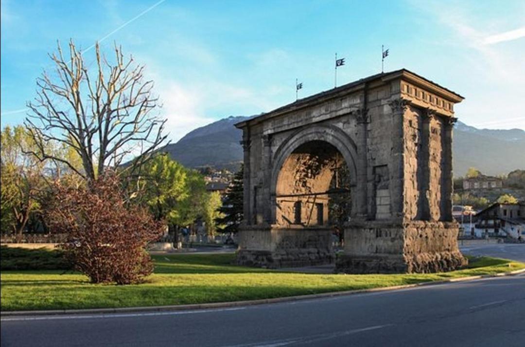 Appartamento Argento Aosta Exteriér fotografie